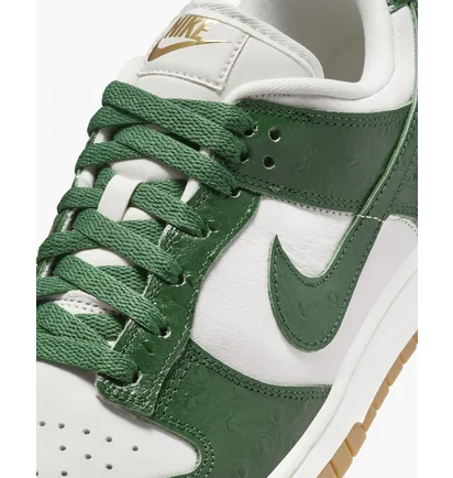 Кросівки жіночі Nike Dunk Low Lx Shoes White/Green FJ2260-002