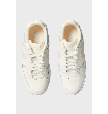 Кросівки жіночі Nike Gamma Force White DX9176-111