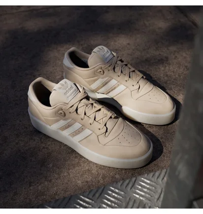 Кроссовки унисекс Adidas Rivalry Low Lux Shoes Beige IH0255