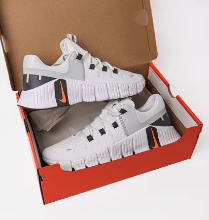 Кросівки чоловічі Nike Free Metcon 5 Training Shoes White DV3949-101