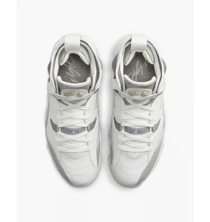 Кросівки жіночі Nike Jumpman Two Trey White Dr9631-002