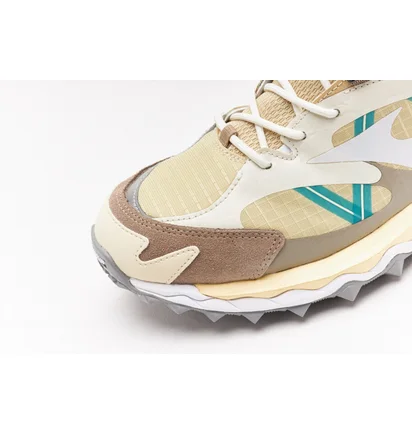 Кроссовки мужские Mizuno Wave Mujin Tl Gore-Tex Beige D1GA221706