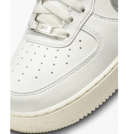 Кросівки жіночі Nike Air Force 1 07 Next Nature Beige Dn1430-107