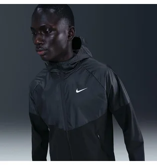 Ветровка мужская Nike Miler Black HV2669-010