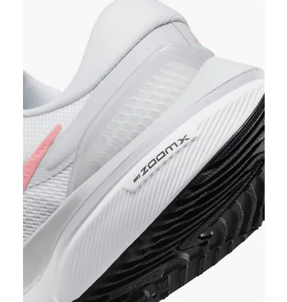 Кросівки жіночі Nike Air Zoom Vomero 16 Grey DA7698-101