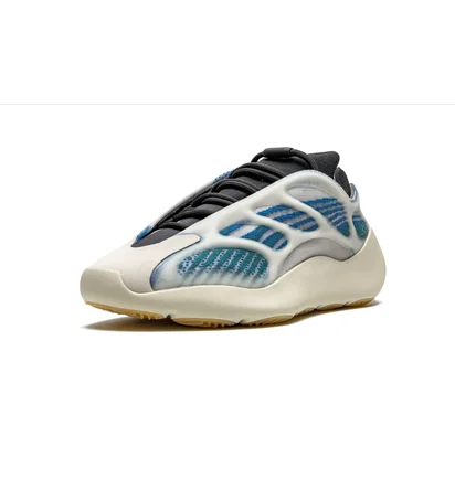 Кроссовки мужские Adidas Yeezy 700 V3 Beige/Blue GY0260