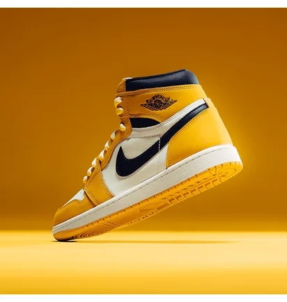 Кроссовки мужские Air Jordan 1 Retro High Og White/Yellow DZ5485-701