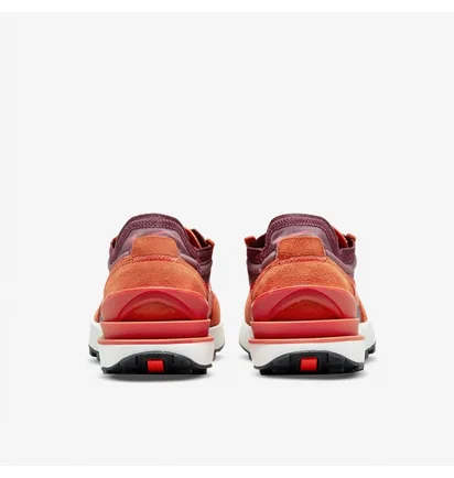 Кроссовки женские Nike Sportswear Waffle One Orange Dn4696-600