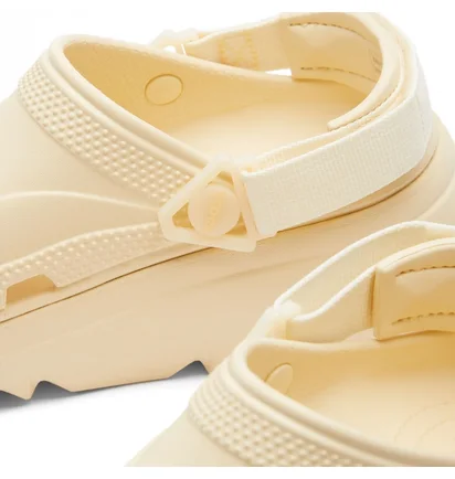 Сандалі чоловічі Crocs Classic Hiker Xscape Clog Beige 208365-108