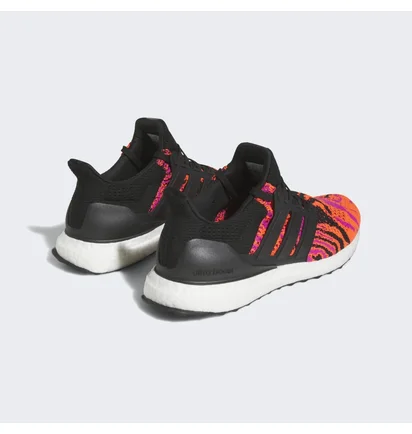Кроссовки мужские Adidas Ultraboost 1.0 Shoes Orange/Black IG7310