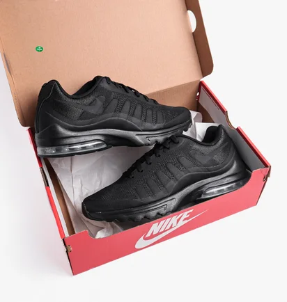 Кроссовки мужские Nike Air Max Invigor Black 749680-001