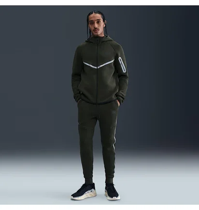 Штаны мужские Nike Tech Flc Jggr Reflec Olive IM6540-355