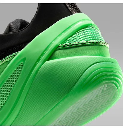 Кросівки чоловічі Air Jordan Luka 5 Venom Black/Green HV8082-302
