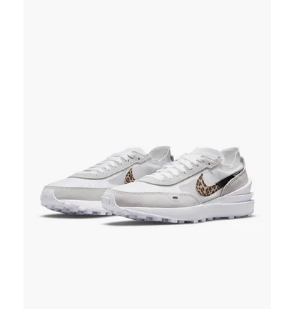 Кросівки жіночі Nike Waffle One Se White DJ9776-100