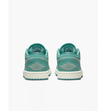 Кросівки жіночі Air Jordan 1 Low Light Blue Dc0774-131