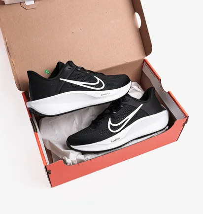 Кросівки жіночі Nike Quest 6 WomenS Road Running Shoes Black FD6034-001
