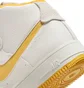 Кроссовки женские Nike Air Force 1 Mid Sculpt White Dc3590-001