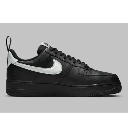 Кроссовки мужские Nike Air Force 1 07 Lv8 Ut Black Dx8967-001