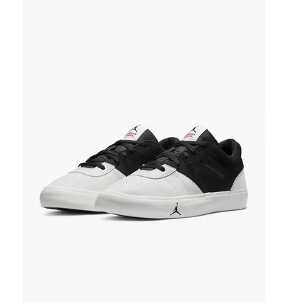 Кроссовки мужские Air Jordan Series Es Black/White Dn1856-061