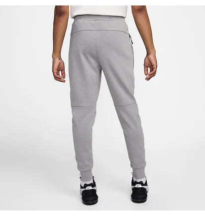 Штани чоловічі Nike Sportswear Tech Essentials Grey DD5293-002