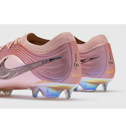 Бутси чоловічі Nike Tiempo Maestro Elite Pink IF4127-960