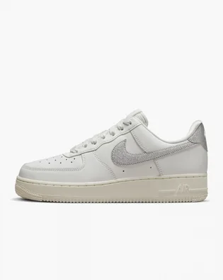 Кросівки жіночі Nike Air Force 1 07 White Dq7569-100