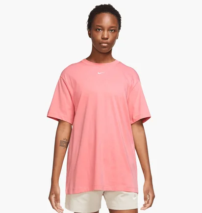 Футболка женская Nike Sportswear Essential Tee Boyfriend Pink DN5697-611