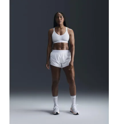 Топ женский Nike Medium Support White FD1065-100