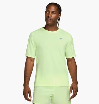 Футболка мужская Nike Dfadv Uv Solar Chase Green HJ3580-701