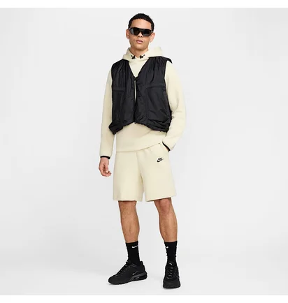 Жилетка мужская Nike Tech Woven Vest Black HM4262-010