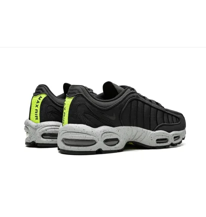Кросівки чоловічі Nike Air Max Tailwind 4 Sp Black BV1357-002