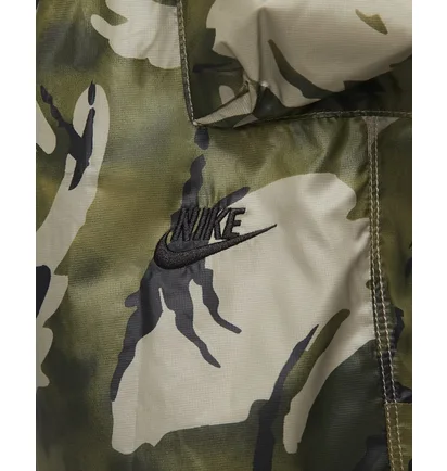 Штани чоловічі Nike Sportswear Tech Pack Camo/Green Dv4470-351