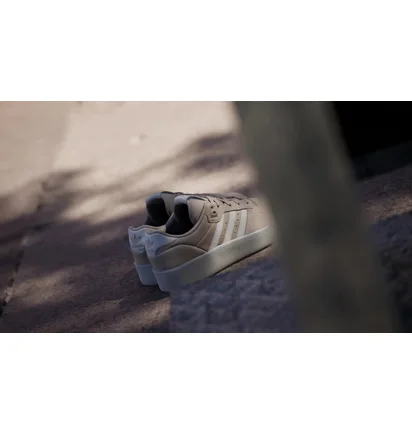 Кроссовки унисекс Adidas Rivalry Low Lux Shoes Beige IH0255