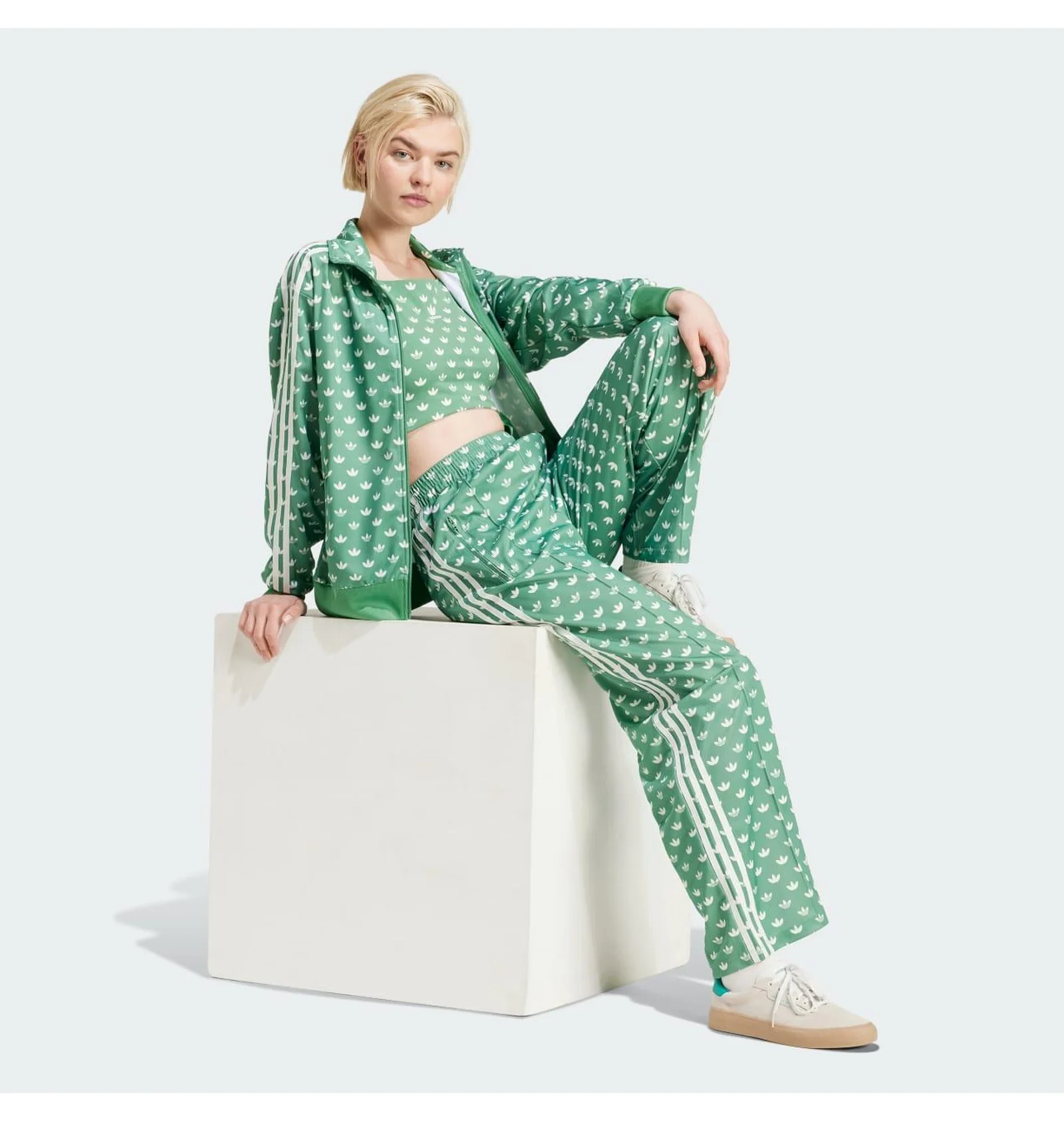ᐉ Олимпийка женская Adidas Monogram Firebird Green IX0932