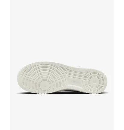 Кросівки жіночі Nike Air Force 1 07 White FV0951-100