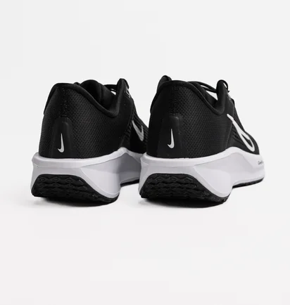 Кросівки жіночі Nike Quest 6 WomenS Road Running Shoes Black FD6034-001