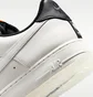 Кросівки чоловічі Nike Air Force 1 07 White IQ0293-030
