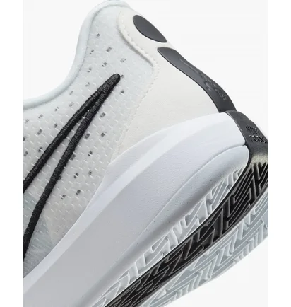 Кроссовки унисекс Nike Sabrina 1 Magnetic White FQ3381-103