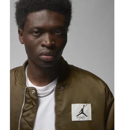 Куртка мужская Air Jordan Statement Essentials Olive DQ7344-385
