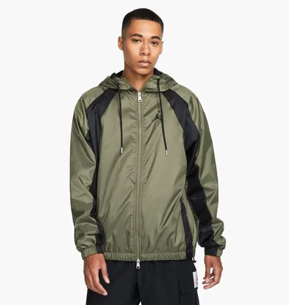 Вітровка чоловіча Nike M J Ess Woven Jacket Green DJ9828-222