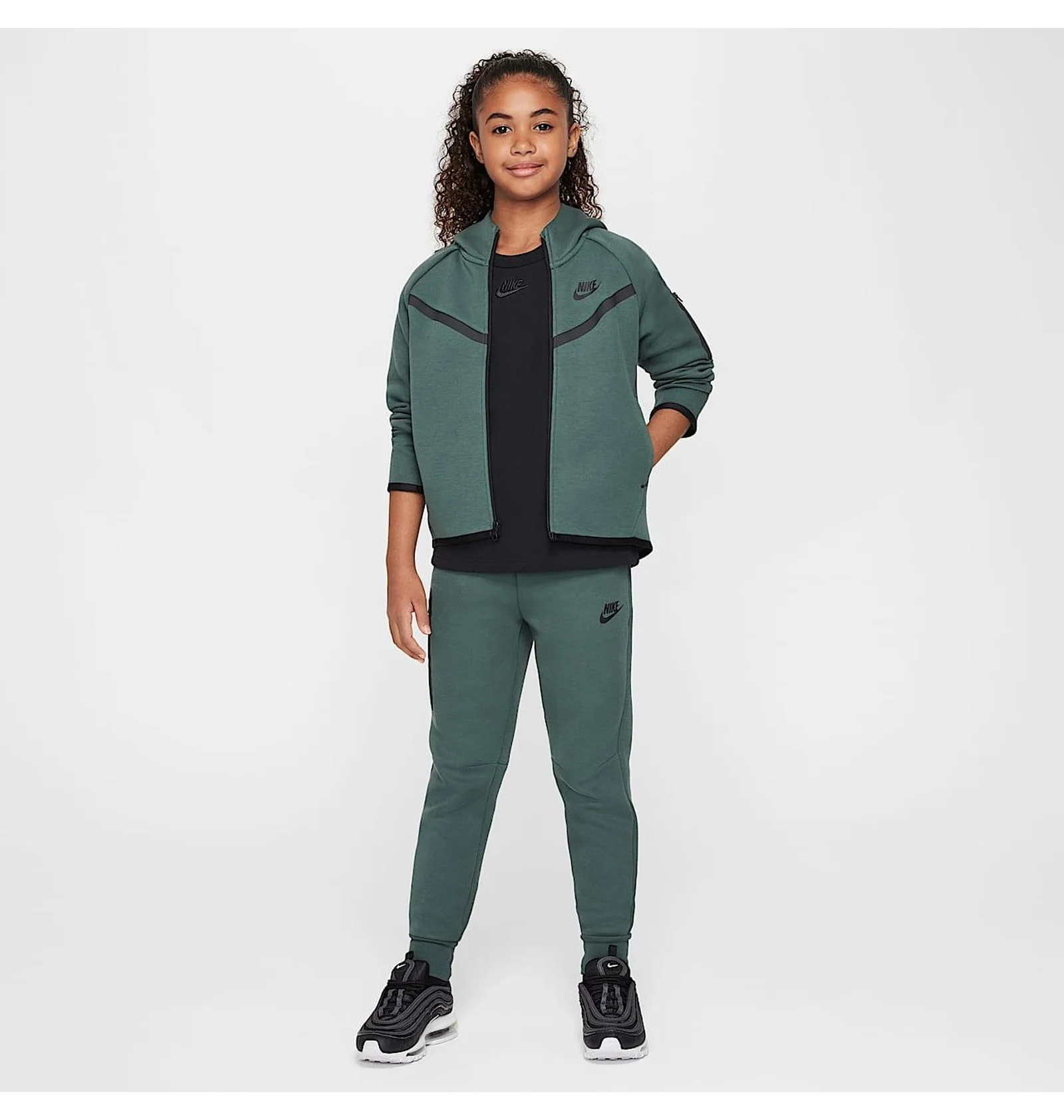 ᐉ Толстовка дитяча Nike Sportswear Tech Fleece Green HV8695-338
