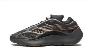 Кросівки чоловічі Adidas Yeezy 700 V3 Black GY0189