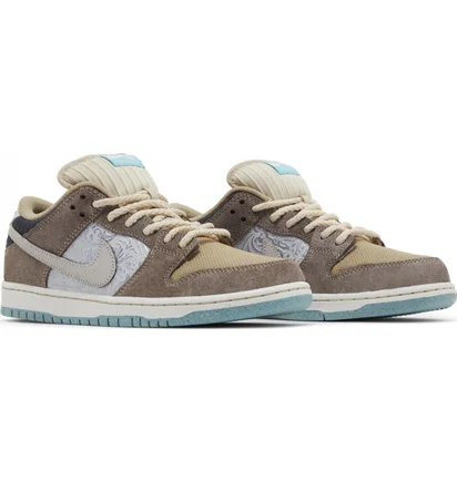 Кроссовки унисекс Nike Dunk Low Sb Brown FZ3129-200