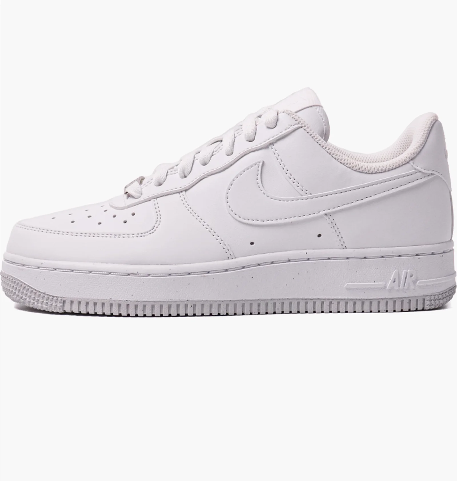 ᐉ Кросівки жіночі Nike Air Force 1 07 Next Nature White DC9486