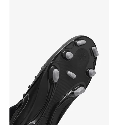 Бутси дитячі Nike Jr Phantom Luna Ii Club Fg/Mg Black FJ2601-001