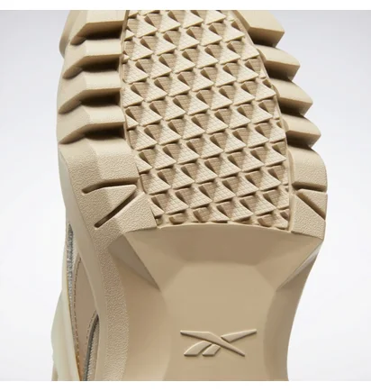 Кроссовки женские Reebok Cardi B Club C V2 Womens Shoes Beige Gw6697