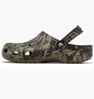 Тапочки унисекс Crocs Classic Clog Camo 12132-260