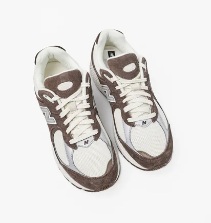Кросівки чоловічі New Balance 2002R Brown/White M2002RAD