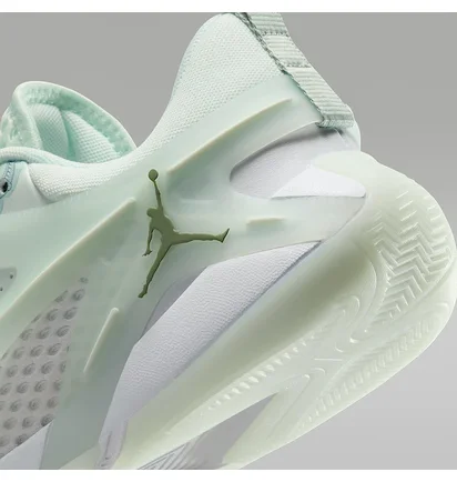Кросівки жіночі Air Jordan Abundance Green IB7140-102