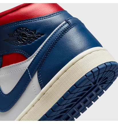 Кроссовки женские Air Jordan 1 Mid Blue/White BQ6472-146